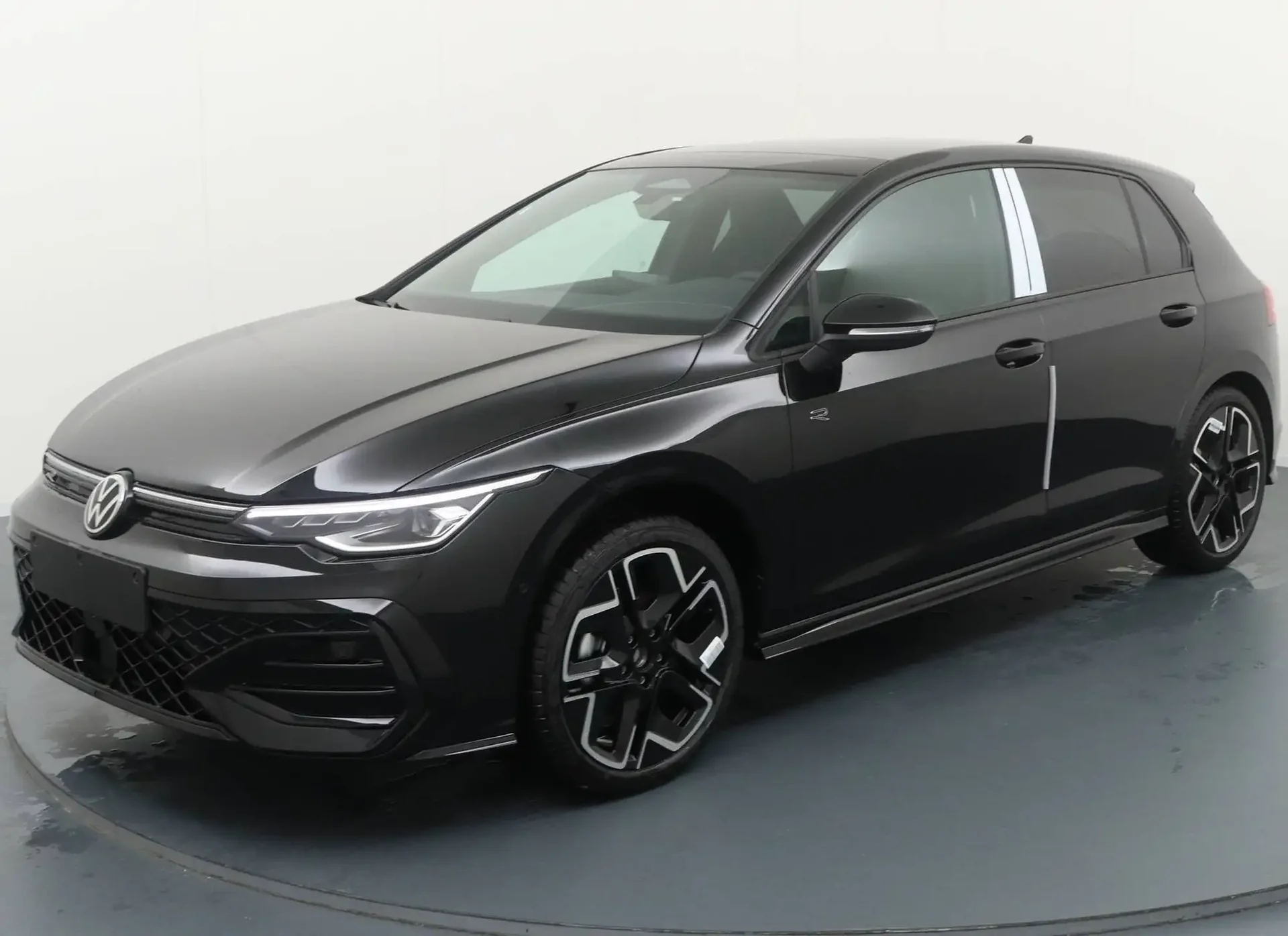 TEST - Volkswagen Golf 8 R-Line très propre – Image 3